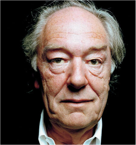 File:Michael Gambon.jpg