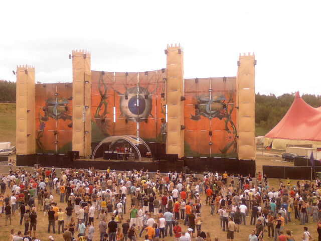 Archivo:2006.jpg