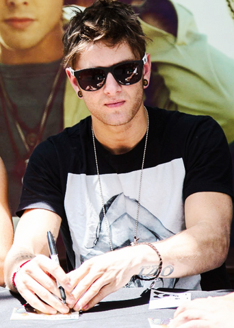 File:Tumblr mz7t6dxr6N1qe50umo1 500.png