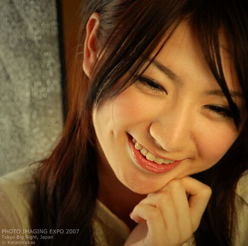 File:Smile is universal.jpg