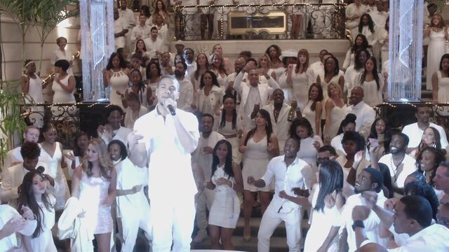 File:EMP 108 5 Youre So Beautiful Performance tagged 1280x720 403671107570.jpg
