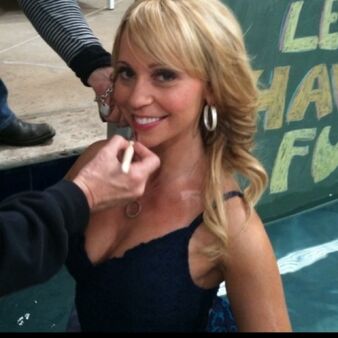 File:TaraStrong.jpg