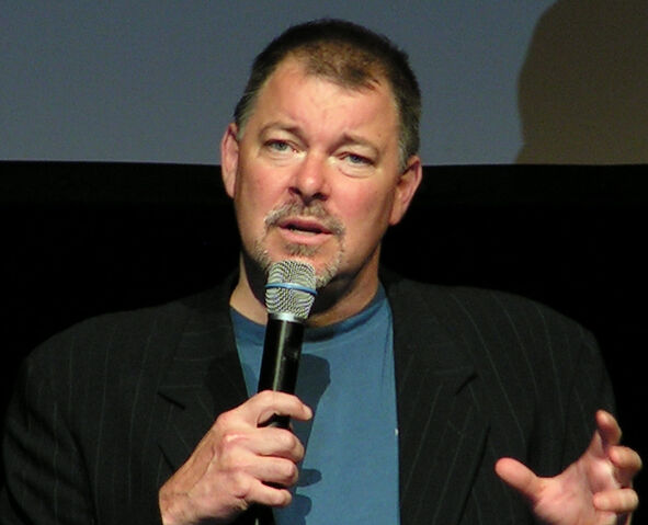 File:Jonathan Frakes.jpg