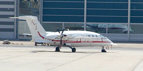 800px-Feuerloeschflugzeug 04.jpg