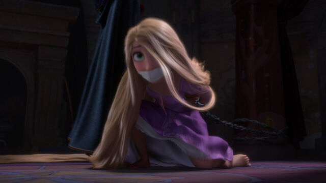 Archivo:Tangled-disneyscreencaps.com-9703.jpg