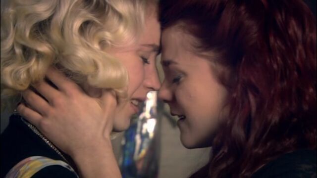 File:Naomily5.jpg