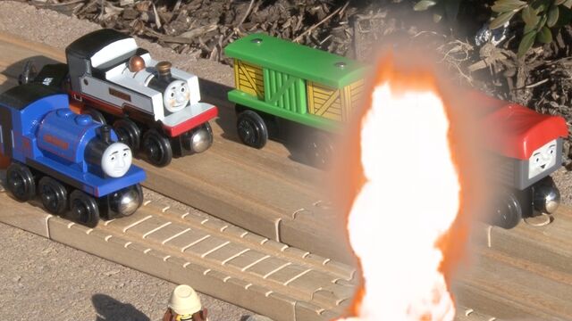 File:Fire and stuff!.jpg