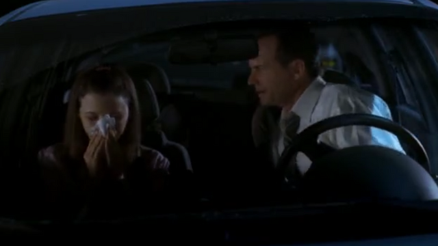 File:MargeneBlowNose.png