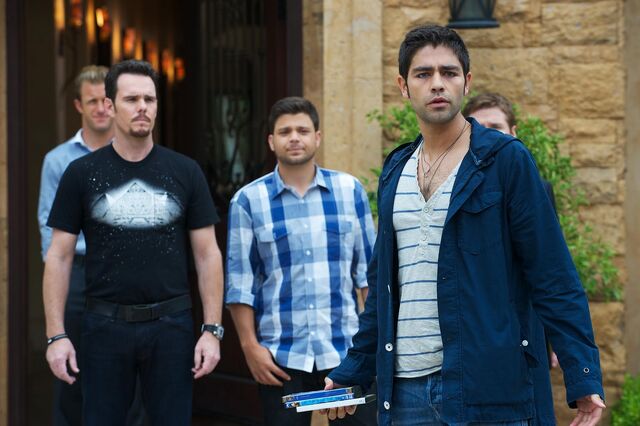 File:Entourage-lose-yourself.jpg