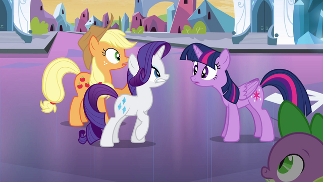 Plik:EG1 Przerażona Rarity podbiega do Twilight.png