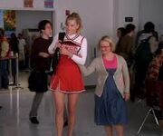Becky y brittany.jpg