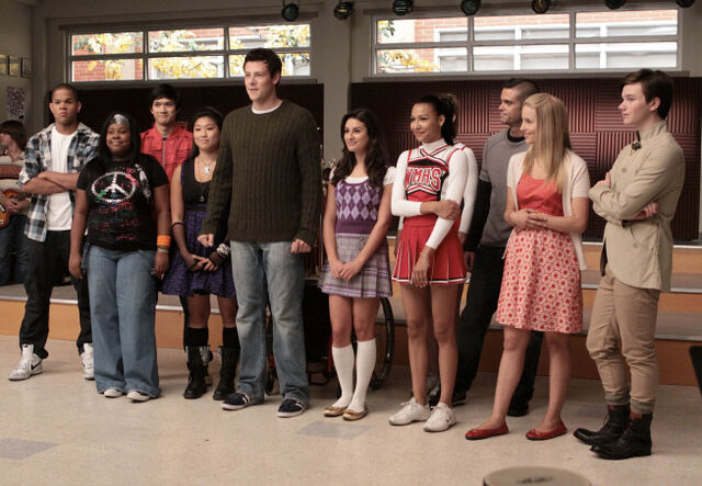 Archivo:Glee-sectionals-2.jpg