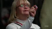 Glee - 2x12 - Silly Love Songs.avi 000118660.jpg