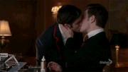 Klaine kiss.gif
