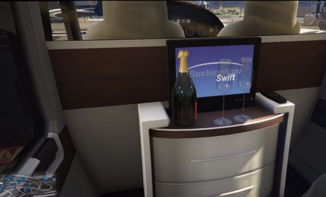 Archivo:SwiftDeluxeChampagneGTAV.jpg