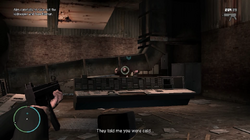 Hostile Negotiation Roman muere