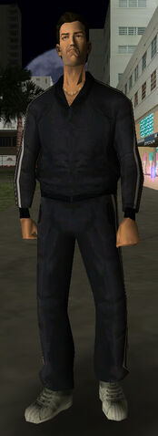 Archivo:VCtracksuit black.jpg
