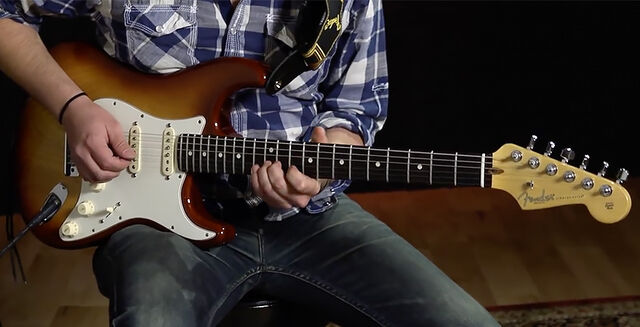 Archivo:FenderStratocaster.jpg