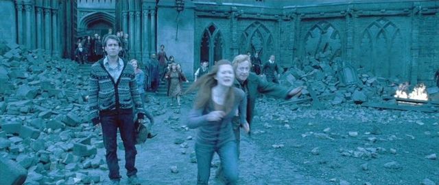 180px-DH2 Ginny Weasley running and shouting.jpg