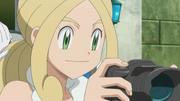 EP824 Violeta sacando fotos.png