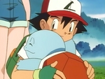 EP012 Ash y Squirtle abrazándose.png