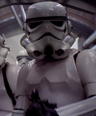 Archivo:Trooper-shot-by-Leia-ANH.jpg