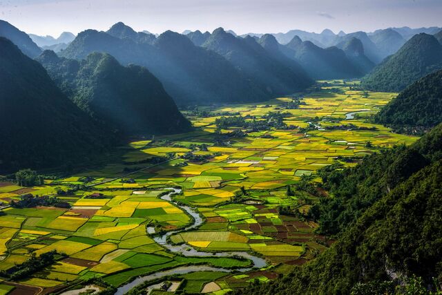 File:The-North-Adventure-Bac-Son-–-Ban-Gioc-Waterfall-Every-Saturday.jpg