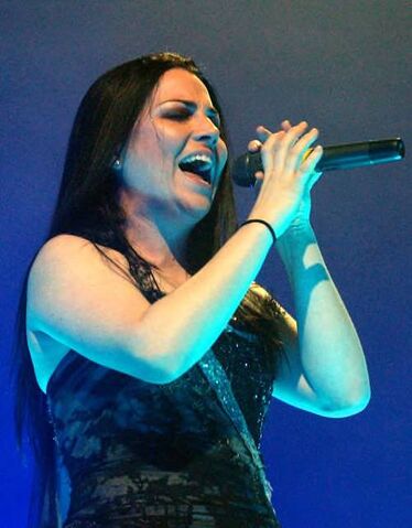 File:Amy Lee Evanescence Picture 80.jpg