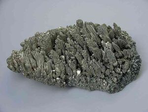Magnesium crystals