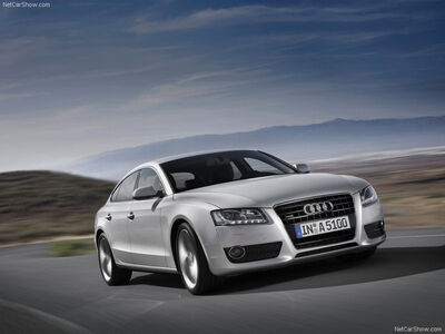 Audi-A5 Sportback 2010 800x600 wallpaper 01