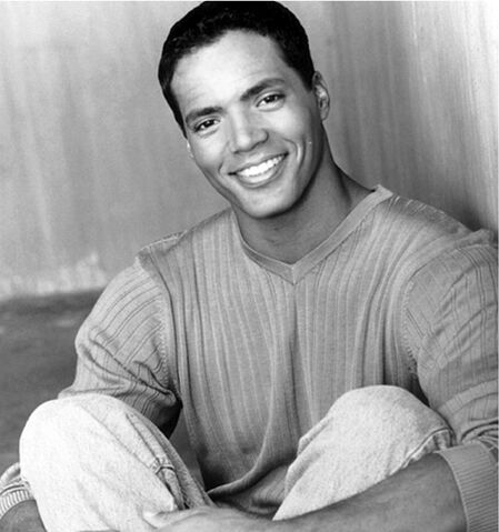 File:17 Kingi HenryJr.jpg