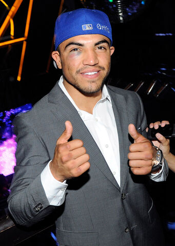 File:Victor-Ortiz10.jpg