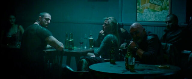 File:Expendables 2 bar 2.jpg