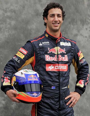 File:Daniel Ricciardo2013.jpg