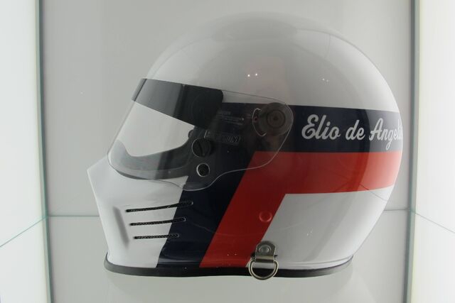 File:Elio de Angelis Helmet.jpg