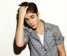 Justin-Bieber-Pressebild-01-2012-CMS-Source.jpg