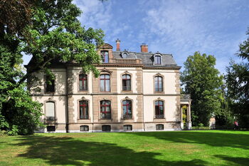 VILLA ~1.jpg