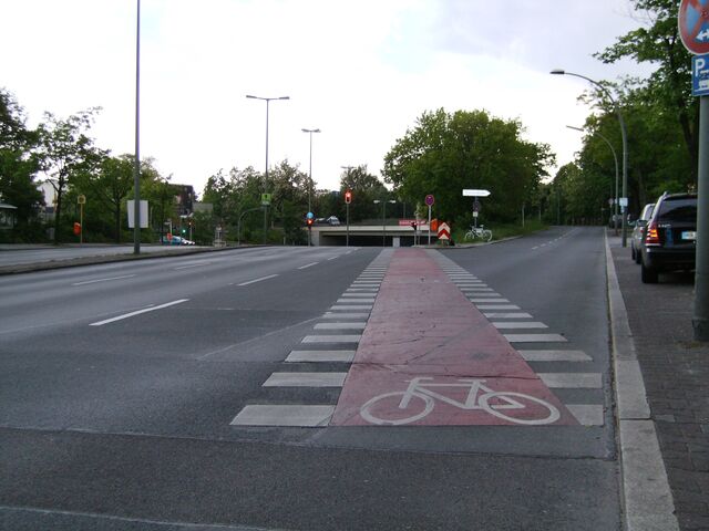 Datei:Ghost bike - Großbeerenstraßen in Berlin-2.jpg