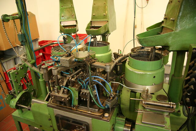 Datei:Slt-99-kette-02.jpg