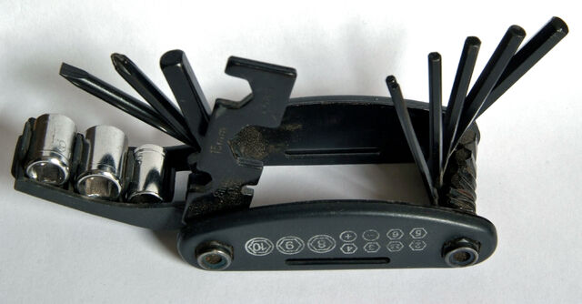 Datei:Multitool einfach.jpg
