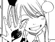 Lucy répond à Minerva d'un sourire