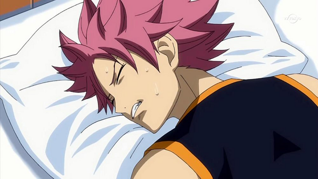 Datei:Natsu schläft schlecht ohne sienen schal.png