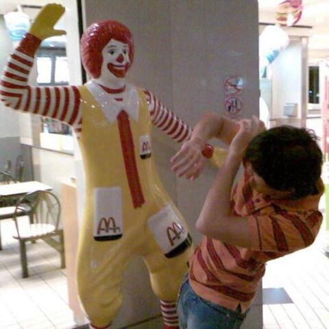 File:Ronald's Pimp Hand.jpg