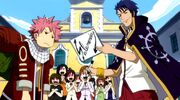 830px-Bora gives Natsu his autograph