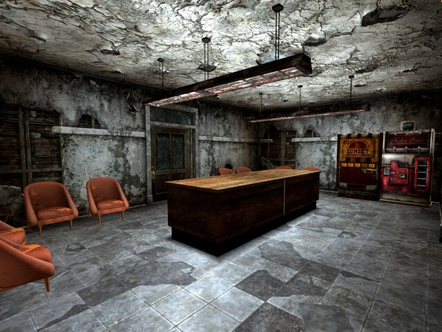 File:Searchlight PS cantina.jpg