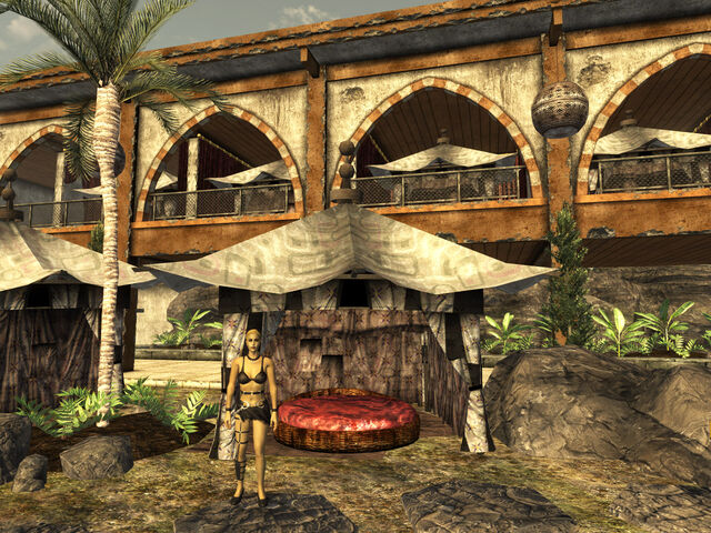 File:Dazzles hut.jpg