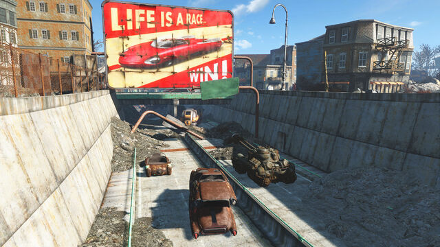 File:FO4 Freeway Pileup (5).jpg