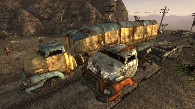 File:Trucksmojaveoutpost.jpg