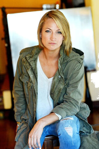 File:Zoe Bell.jpg