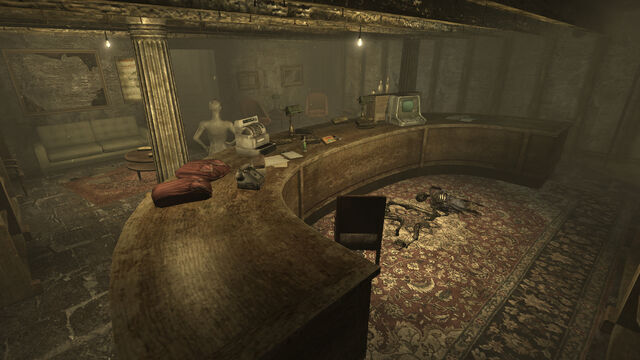 File:Madame Jealles interior.jpg